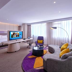One-Bedroom Suite