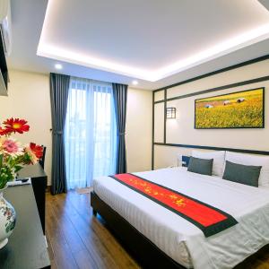 Deluxe Double Balcony with City View