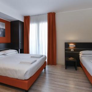 Triple Room with Balcony