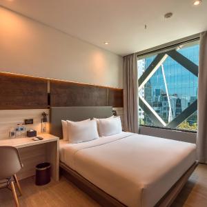 Executive Queen Room