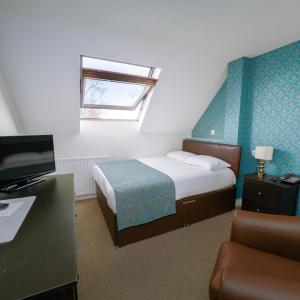 Small Double Room