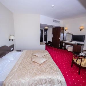 Double Room with Lake View