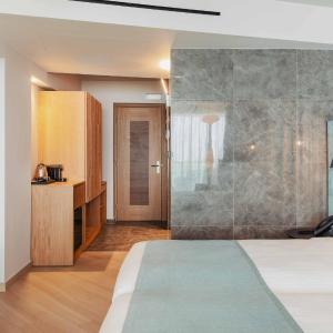 Suite with Sea View