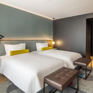 Deluxe Twin Room with City View