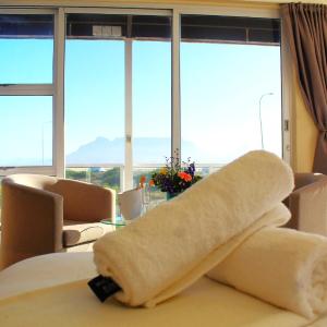 Queen Room with Sea View