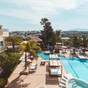 Two-Bedroom Apartment with Pool View