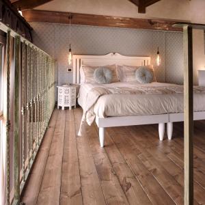 Junior Suite with Pool View
