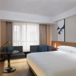 Premier Room
