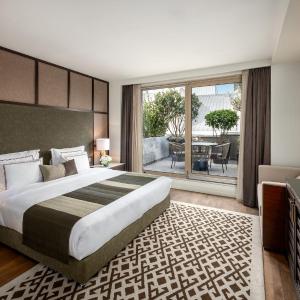 Two-Bedroom Suite