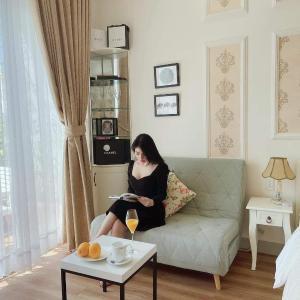 Queen Room with Balcony