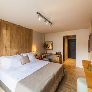 Standard Double or Twin Room with Limited Sea View