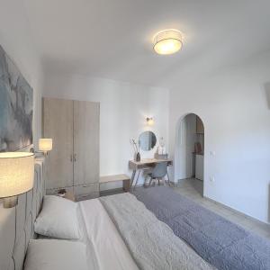 Deluxe Double or Twin Room with Balcony