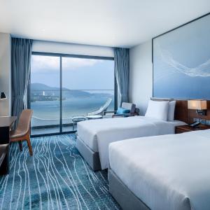 Deluxe Twin Room with Ocean View and Balcony