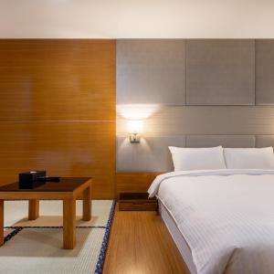 Japanese-Style Double Room