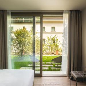 Superior Double or Twin Room with Terrace