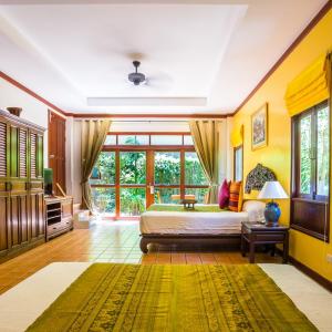 Gold Antique Room with Forest View (Ground Floor only)