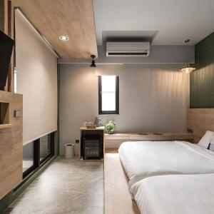Japanese-Style Quadruple Room