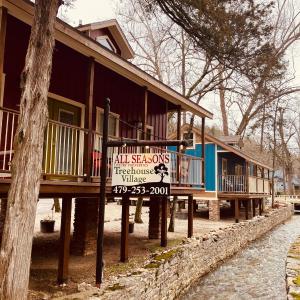 Maywood Treehouse4