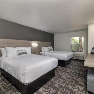 Signature Two Queens - 1st floor 