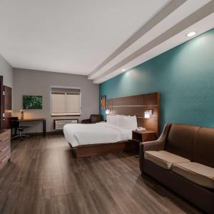 Two Room King Suite - Non-Smoking