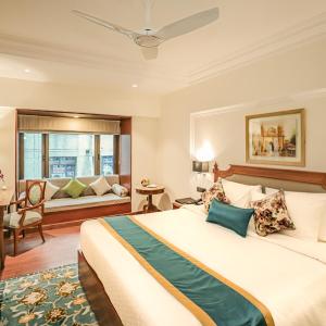 Executive Double Room - - Enjoy Complimentary Hi-Tea, Tea or Coffee Timing - 5-6 pm
