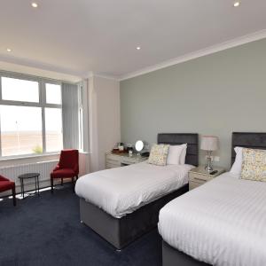 Superior Twin Room with Sea View
