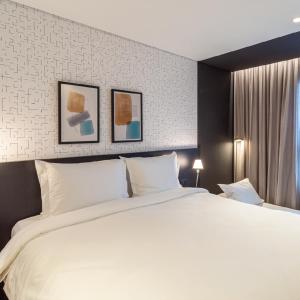 Deluxe Triple Room - 1 Double Bed and 1 Single Bed
