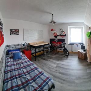 Single Room with Private External Bathroom