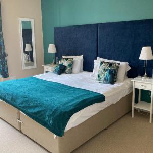 Room 1