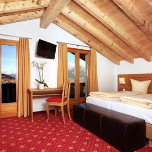 Junior Suite with Balcony