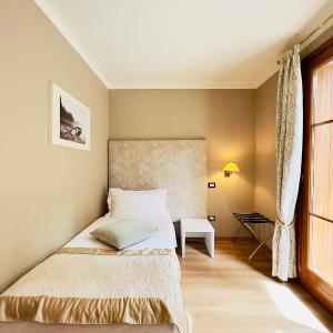 Small Single Room
