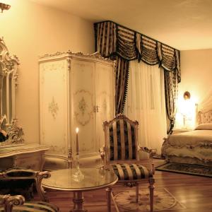 Michelangelo Suite (3 Adults)