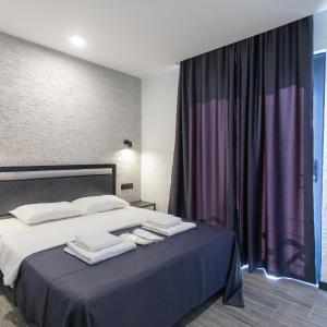 Single Room with Private Bathroom