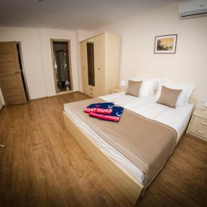 Three-Bedroom Apartment with Balcony (7 Adults)