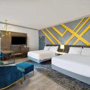Double Queen Room