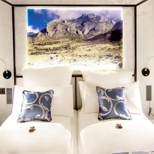 Triple Room with Balcony-Sierra de Cabezón de Oro