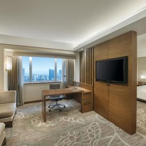 Junior King Suite