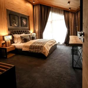 Apartment - Split Level