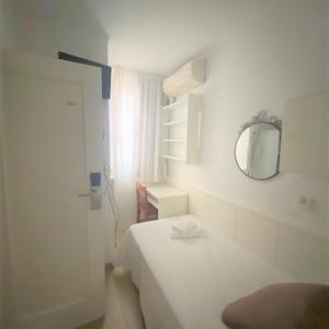 Budget Interior Single Room