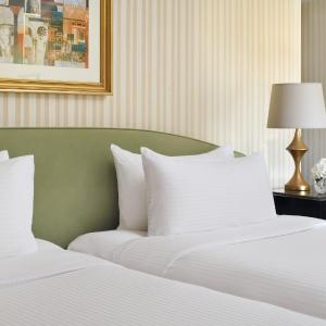 Junior Twin Suite