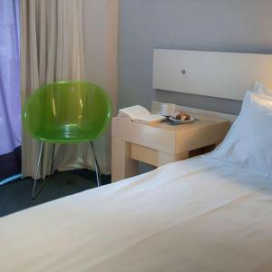 Standard Single Room - Non-Smoking