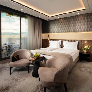 Superior King Room with Balcony
