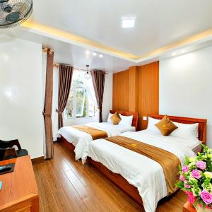 Family Room with Balcony