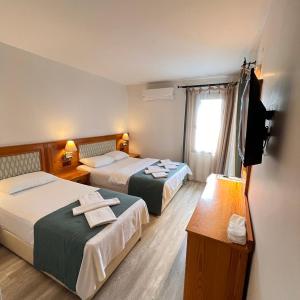 Triple Room with Balcony
