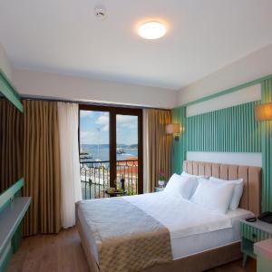 Double Room with Sea View