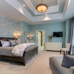 Superior King Suite
