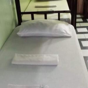6-Bed Mixed Dormitory Room