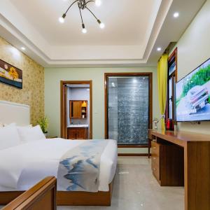 Deluxe Hemin King Room 