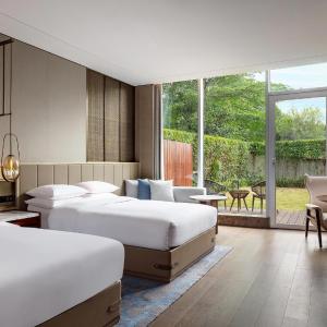 Garden Terrace, Guest room, 2 Double, Balcony