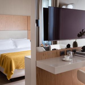  Junior Suite with Spa Access